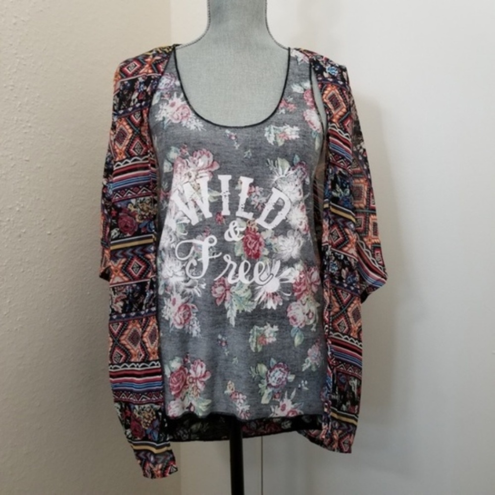 California Gypsy kimono and 2 tanks Medium NWT